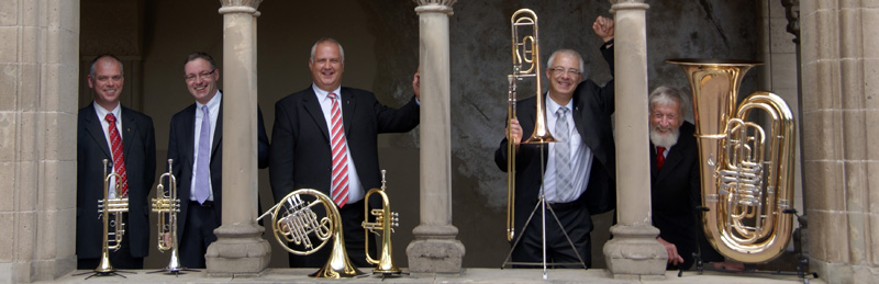 Autmundi Brass: Thomas Blitz (Trompete), Christoph Däschner (Trompete), Stefan Bock (Horn), Manfred Bergmann (Posaune), Rüdiger Kaiser (Tuba)